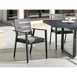 Beliani Tuinstoel TAVIANO - Zwart Aluminium -Tuinmeubelwinkel 47a1a9ca519b4ceb9ea1dae225c90685